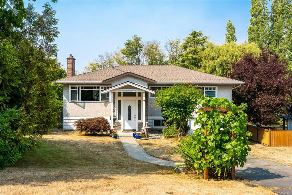 4260 Springridge Crescent, Saanich, BC, V8Z 4Z1