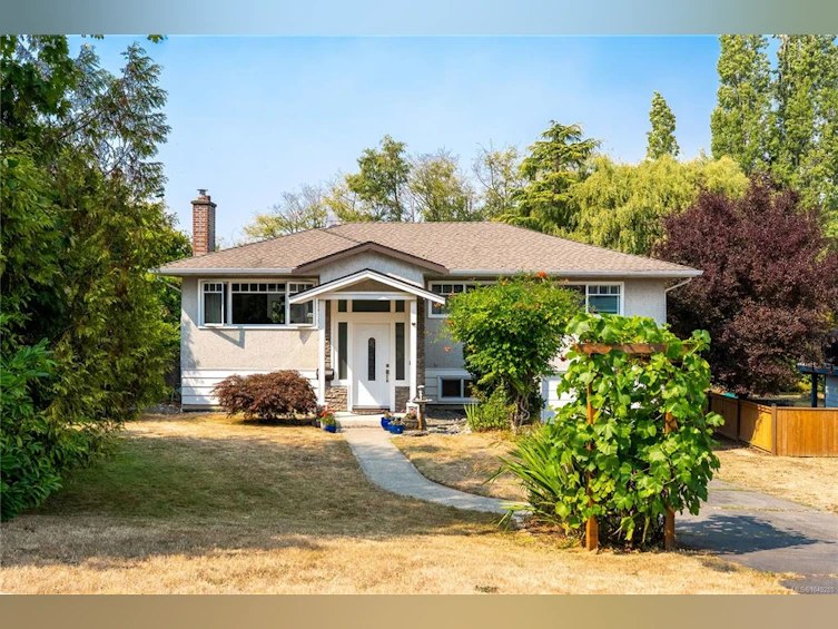 4260 Springridge Crescent, Saanich, BC, V8Z 4Z1