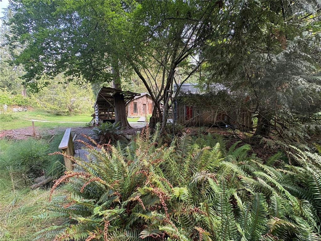 215 Head Street, Salt Spring Island, BC, V8K 1P4