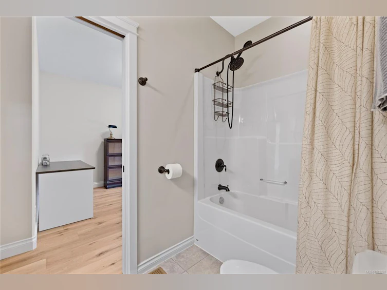 1635 Stone Lake Drive, Nanoose, BC, V9P 9L1 - 31