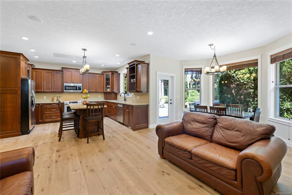 1635 Stone Lake Drive, Nanoose, BC, V9P 9L1 - 14