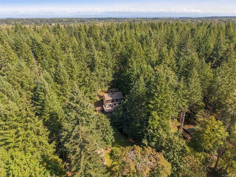 4026 Macaulay Road, Black Creek, BC, V9J 1C8 - 22