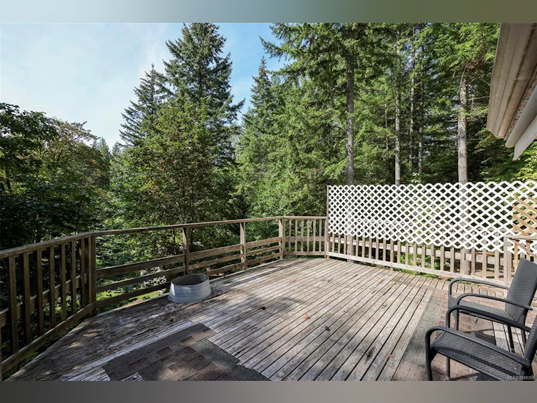4026 Macaulay Road, Black Creek, BC, V9J 1C8 - 31
