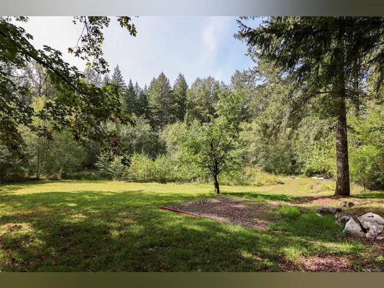 4026 Macaulay Road, Black Creek, BC, V9J 1C8 - 34