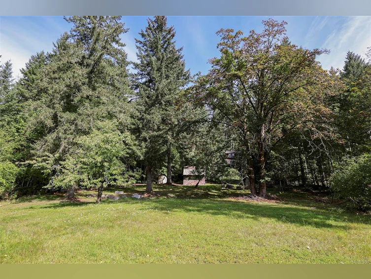 4026 Macaulay Road, Black Creek, BC, V9J 1C8 - 37