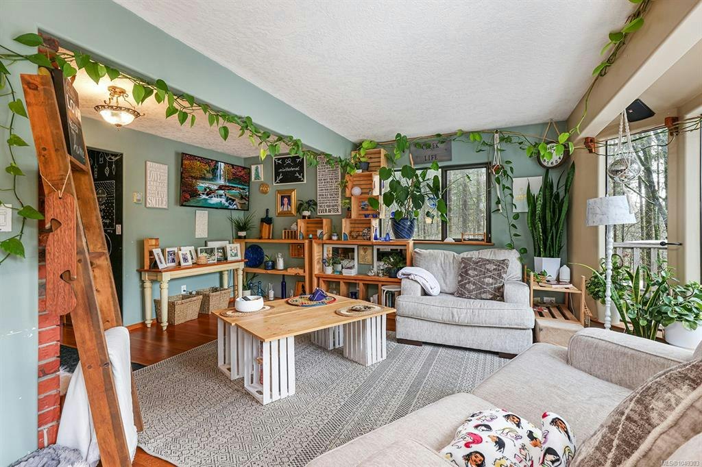 4026 Macaulay Road - 3