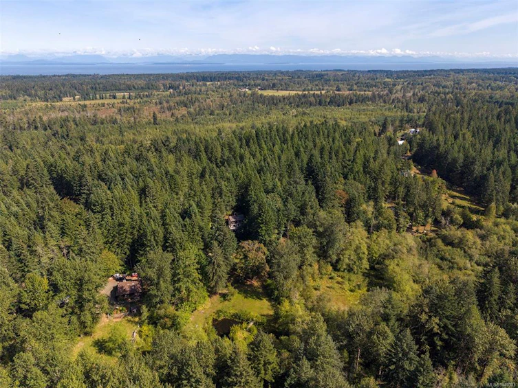 4026 Macaulay Road, Black Creek, BC, V9J 1C8 - 20