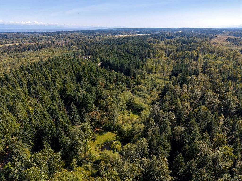 4026 Macaulay Road, Black Creek, BC, V9J 1C8 - 19