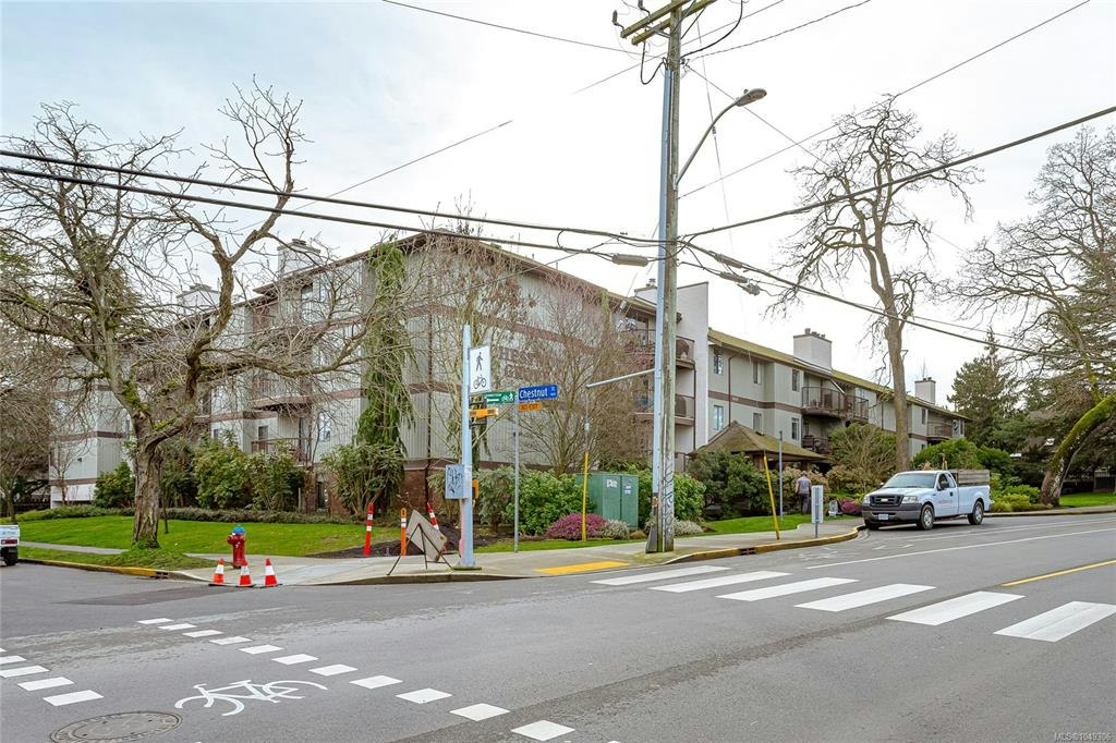 109-1655 Begbie Street - 2