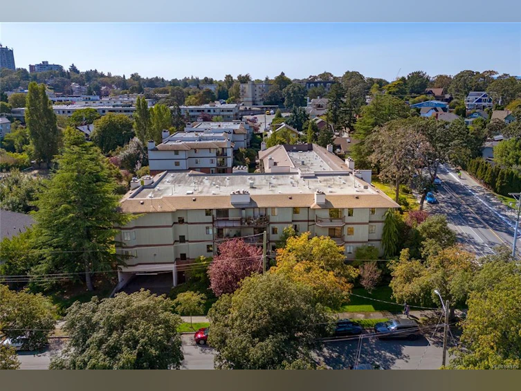 109-1655 Begbie Street, Victoria, BC, V8R 1L4 - 3