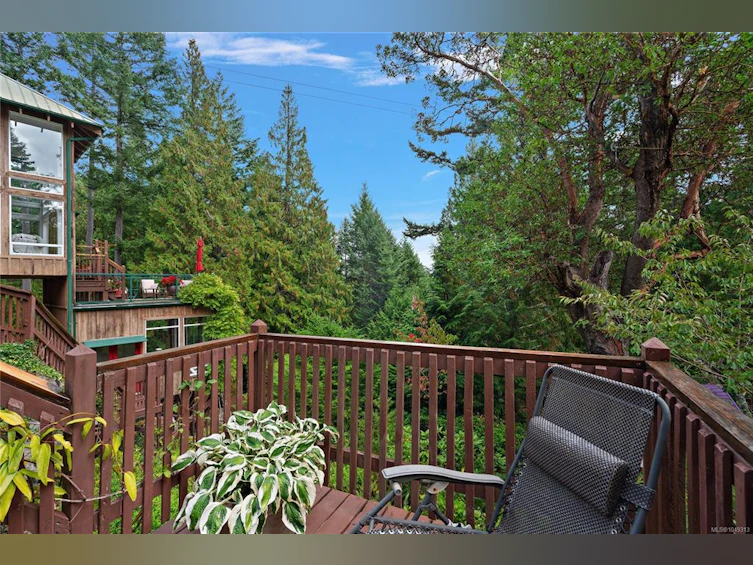486 Bluff Way, Mayne Island, BC, V0N 2J2 - 43