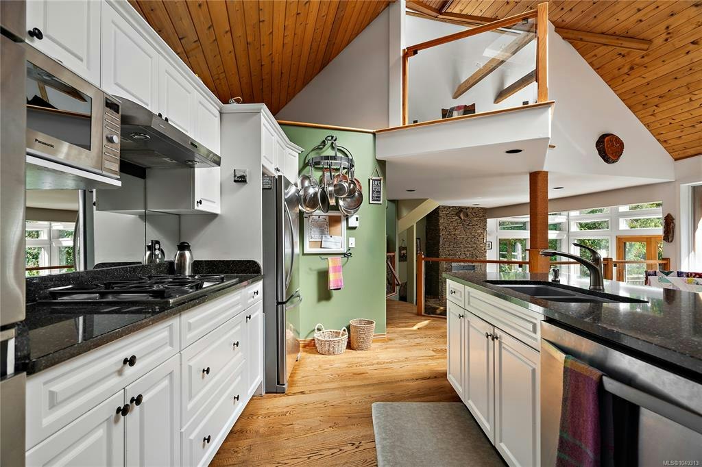 486 Bluff Way, Mayne Island, BC, V0N 2J2 - 10