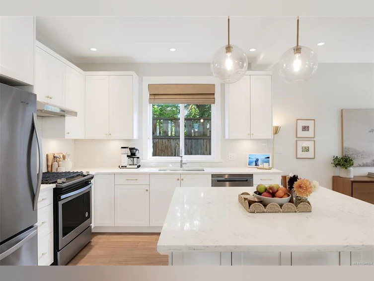 104-1964 John Road, North Saanich, BC, V8L 2P9 - 18