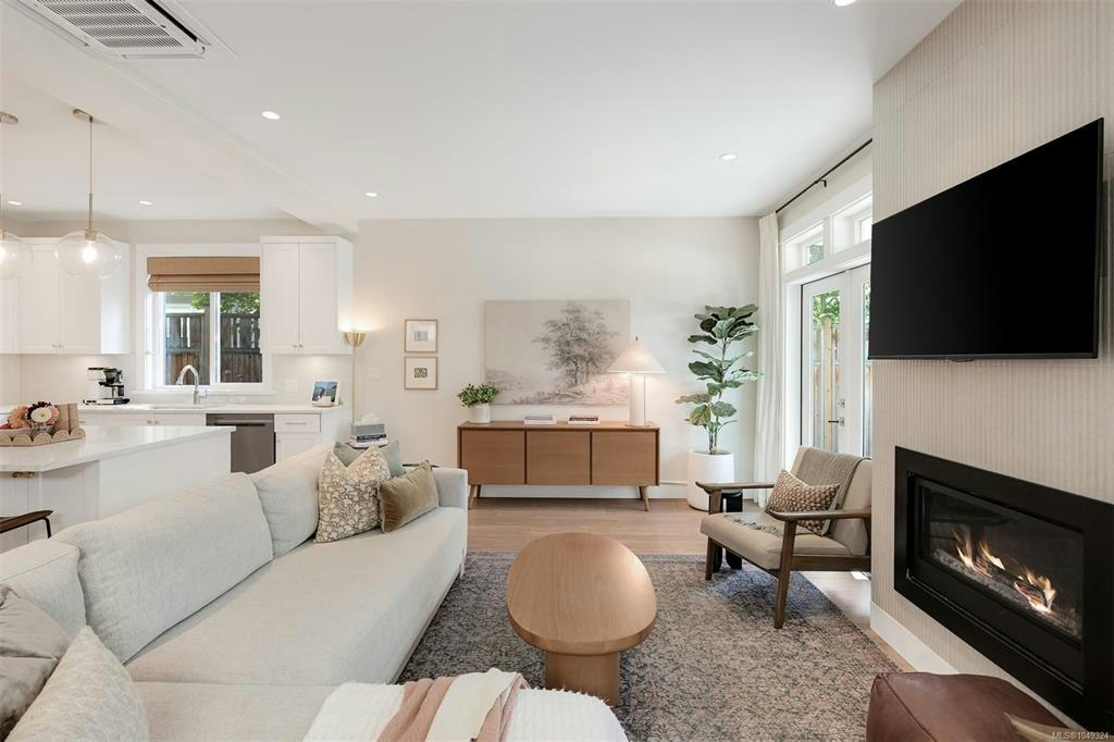 104-1964 John Road, North Saanich, BC, V8L 2P9