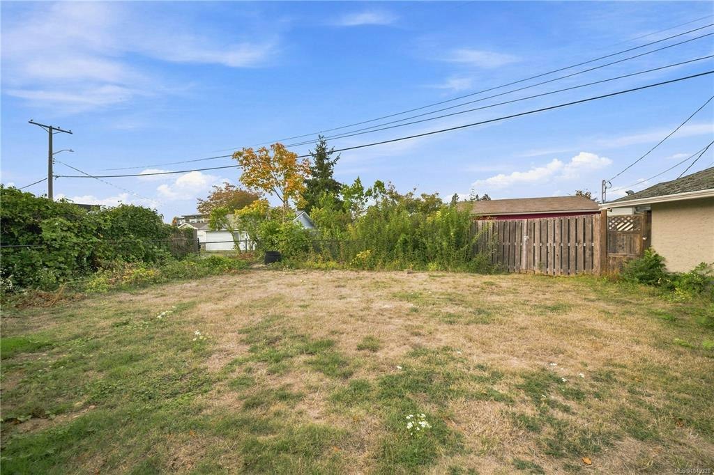 141 E Jensen Avenue, Parksville, BC, V9P 2H6 - 46