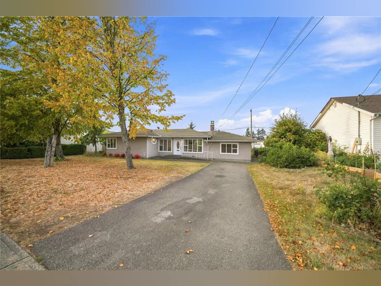 141 E Jensen Avenue, Parksville, BC, V9P 2H6 - 6