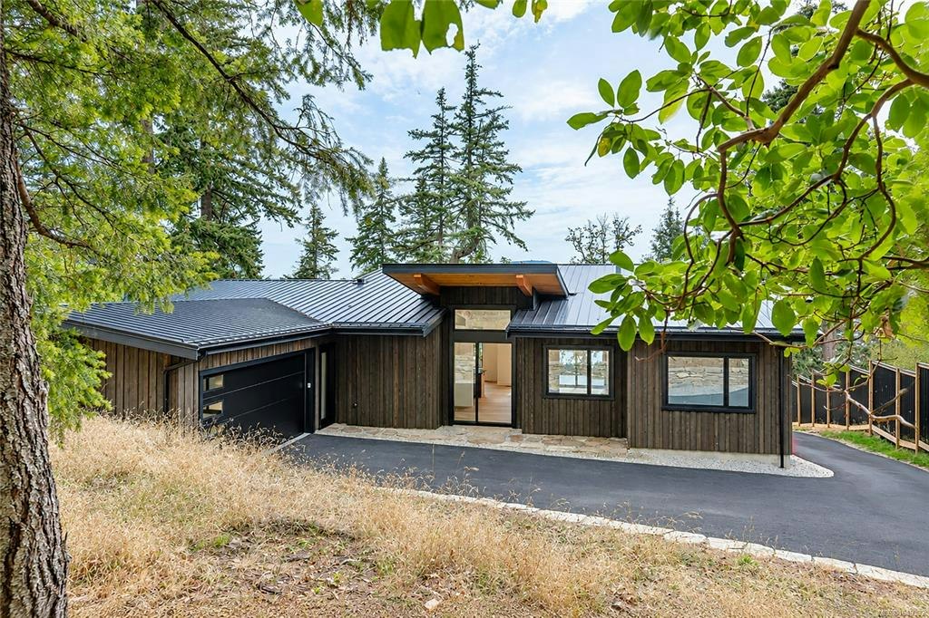296 Canvasback Place, Salt Spring Island, BC, V8K 2W5