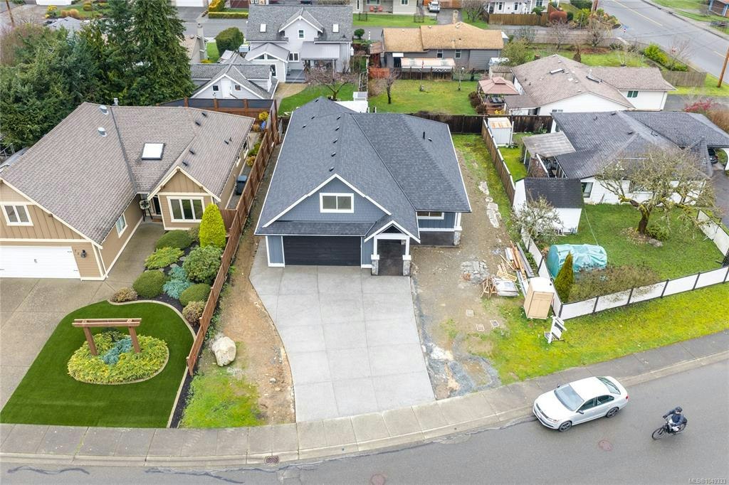715 Doehle Avenue, Parksville, BC, V9P 2V1 - 12