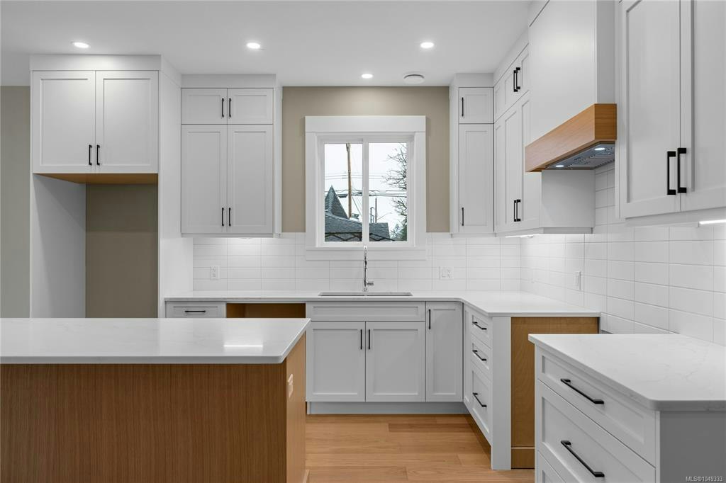 715 Doehle Avenue - 4