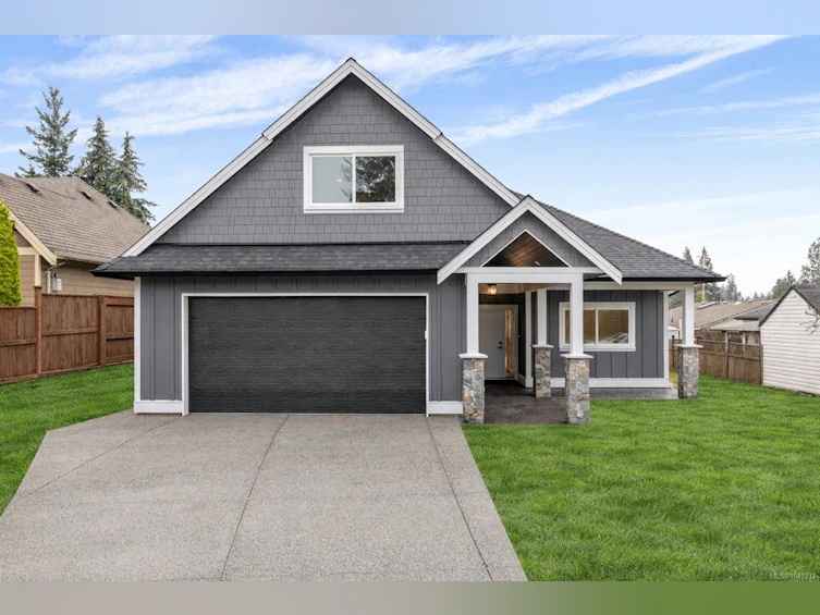 715 Doehle Avenue, Parksville, BC, V9P 2V1