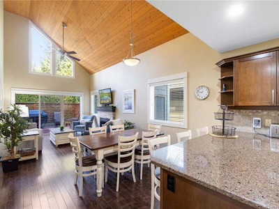 261-1130 Resort Drive - 3