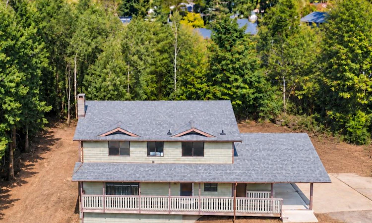 15 Parkcrest Drive