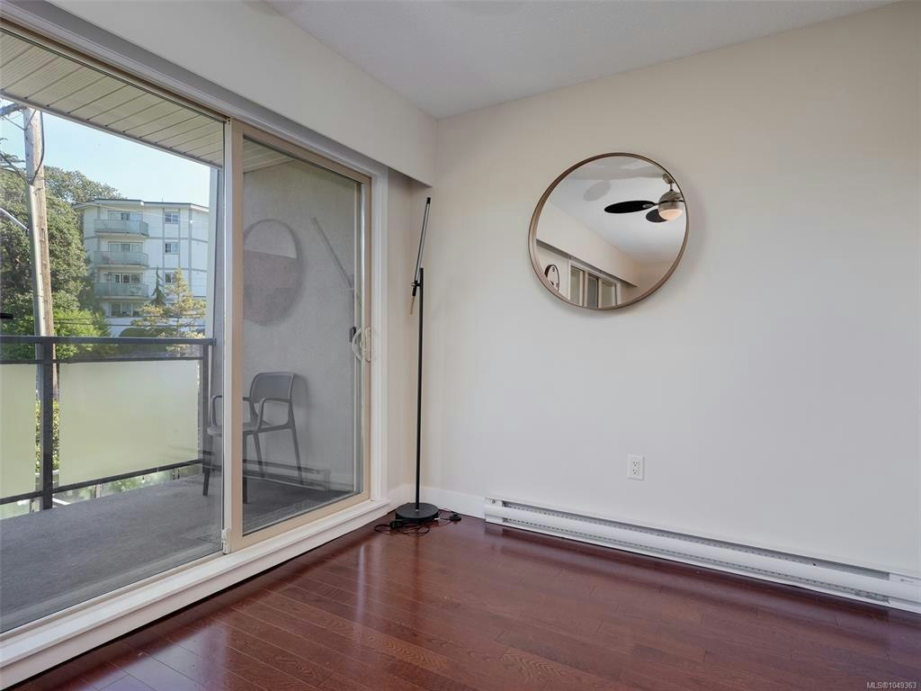 206-1545 Pandora Avenue - 4