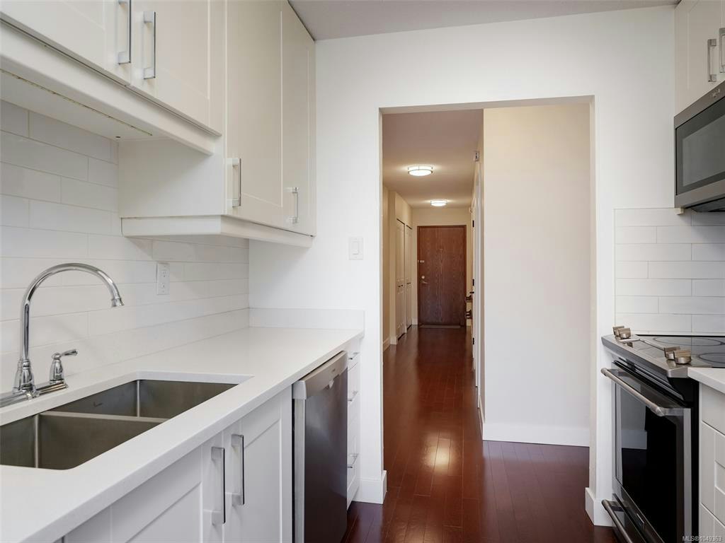 206-1545 Pandora Avenue - 5
