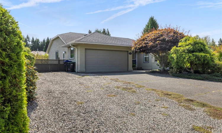 662 Redwood Drive