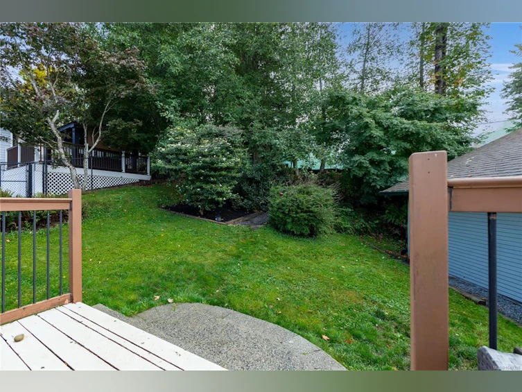 809 Willowcrest Road, Campbell River, BC, V9W 5L1 - 16