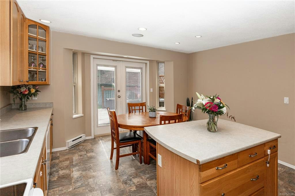 809 Willowcrest Road, Campbell River, BC, V9W 5L1 - 10