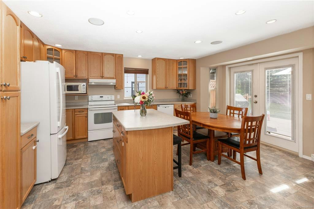 809 Willowcrest Road, Campbell River, BC, V9W 5L1 - 6