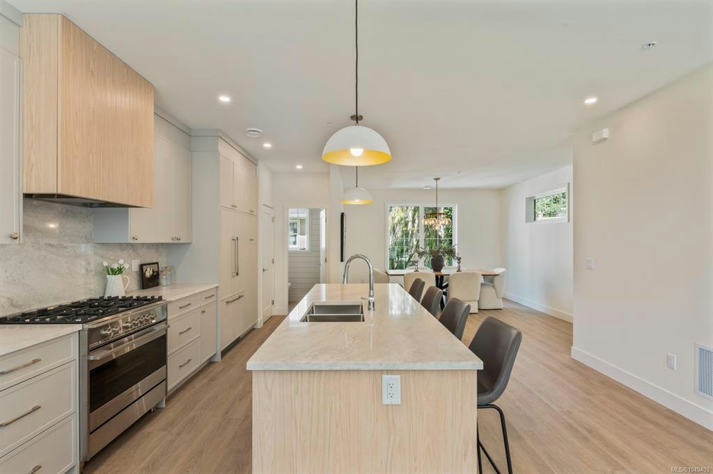 209-2770 Vantilburg Crescent, Langford, BC, V9B 3K4 - 6