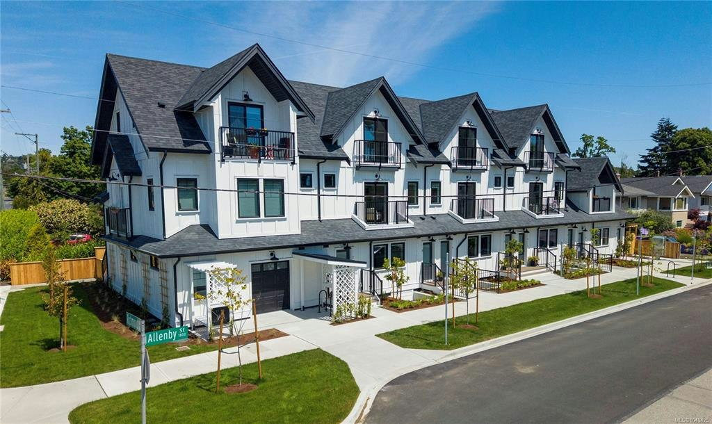 2-1830 Allenby Street, Saanich, BC, V8R 3B7