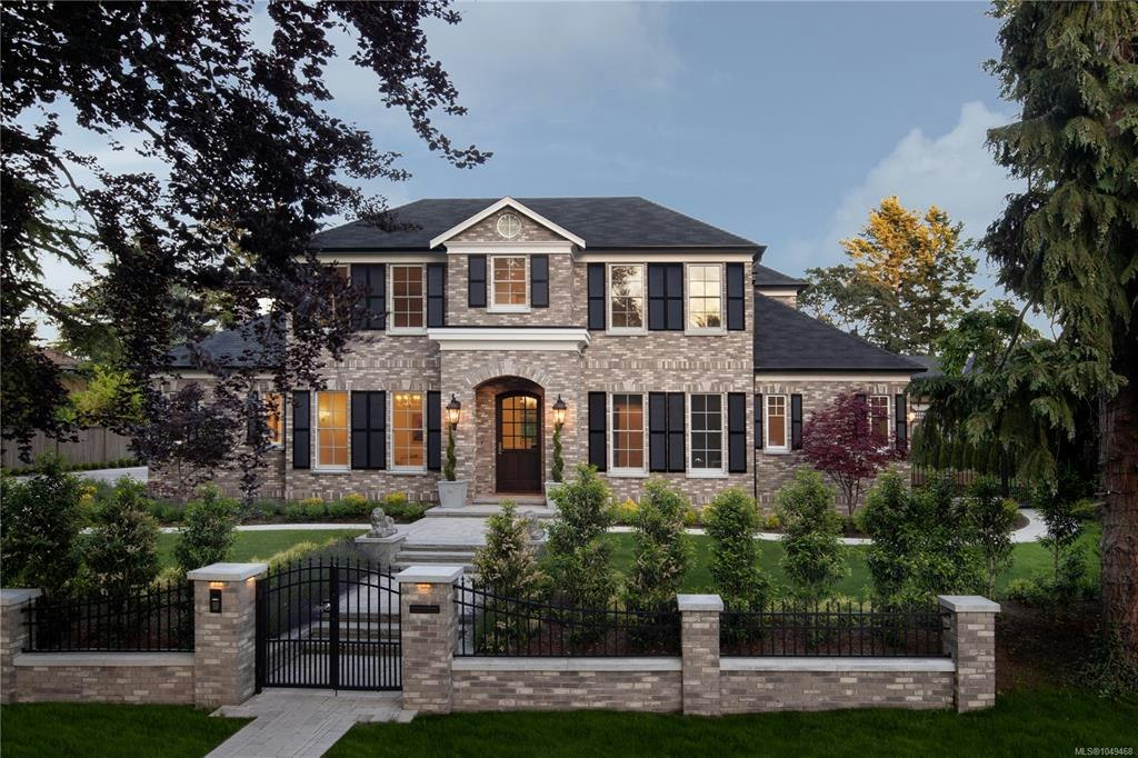 3085 Southdowne Road, Oak Bay, BC, V8R 6H3