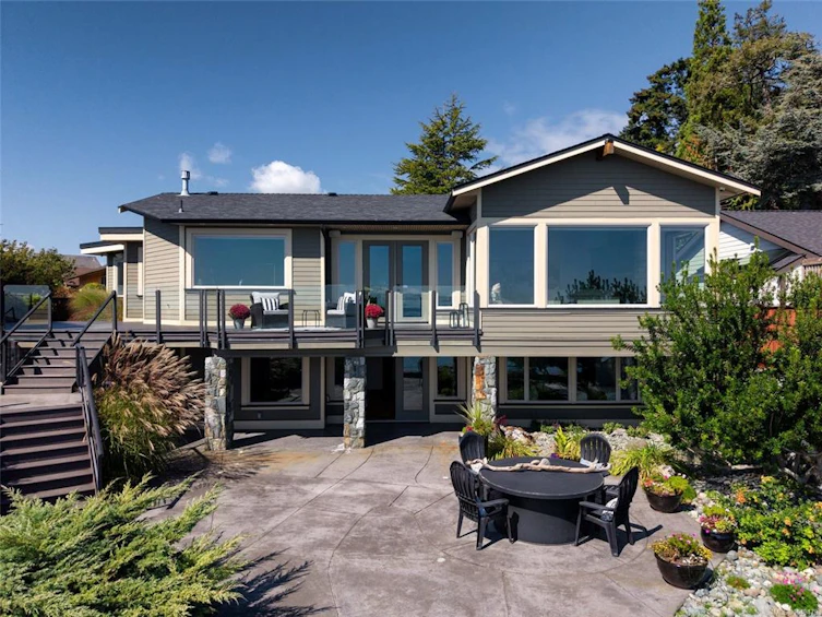 10206 Surfside Place, Sidney, BC, V8L 3R5 - 40