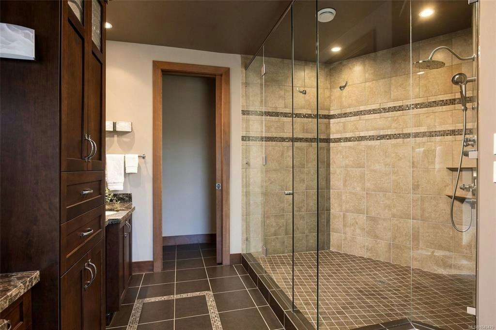 10206 Surfside Place, Sidney, BC, V8L 3R5 - 25