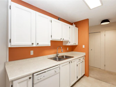 304-962 S Island Highway - 5
