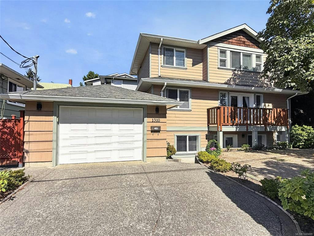 1310 Basil Avenue, Victoria, BC, V8T 3N2