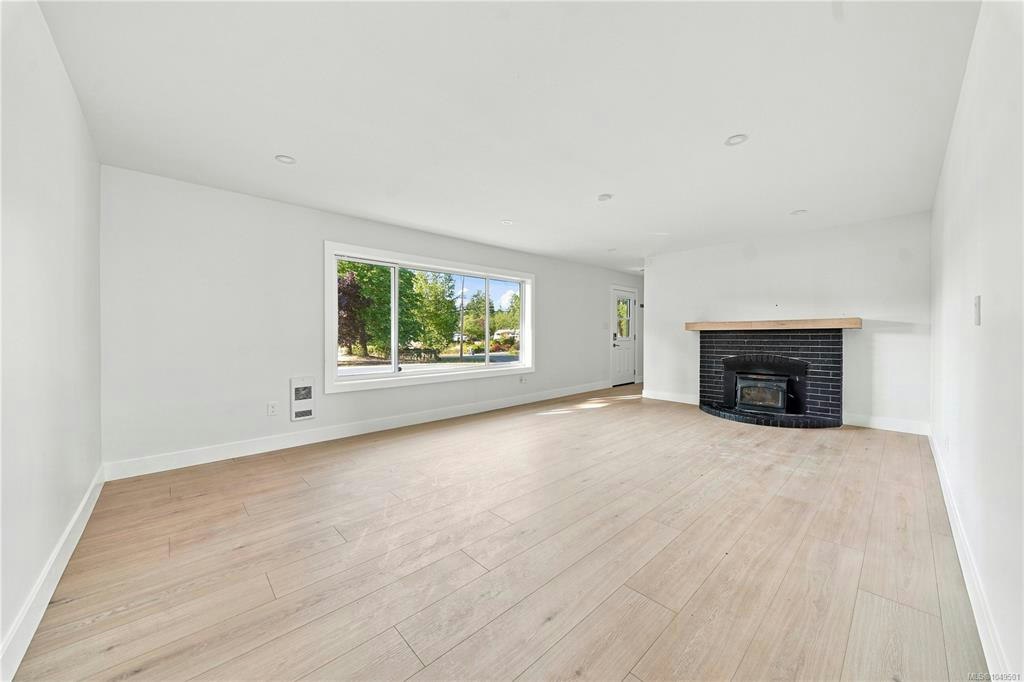 3538 Foxglove Road, Hilliers, BC, V9K 1V8 - 18