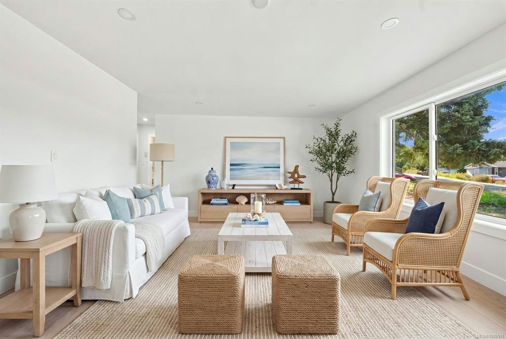 3538 Foxglove Road - 3