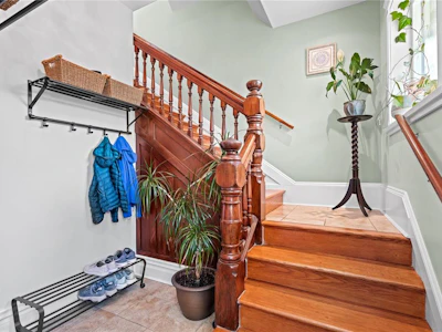 3-1376 Pandora Avenue - 2