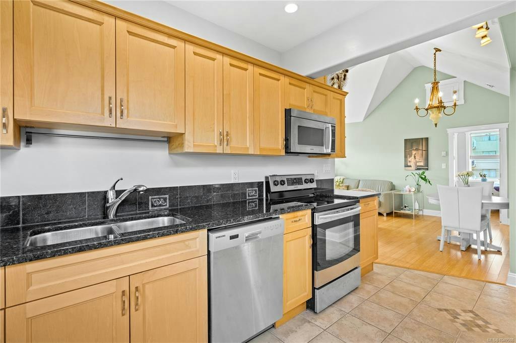 3-1376 Pandora Avenue, Victoria, BC, V8R 1A3 - 15