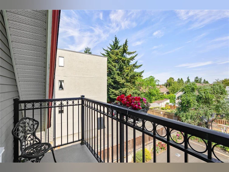 3-1376 Pandora Avenue, Victoria, BC, V8R 1A3 - 25