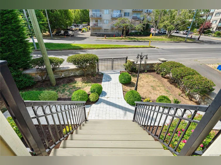 3-1376 Pandora Avenue, Victoria, BC, V8R 1A3 - 32