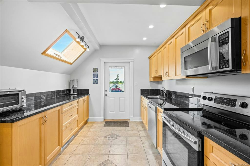3-1376 Pandora Avenue, Victoria, BC, V8R 1A3 - 13