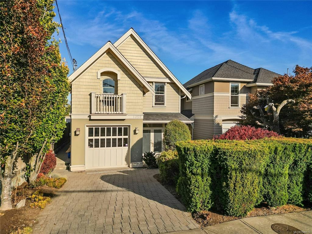 1059 Clare Street, Victoria, BC, V8S 4B5