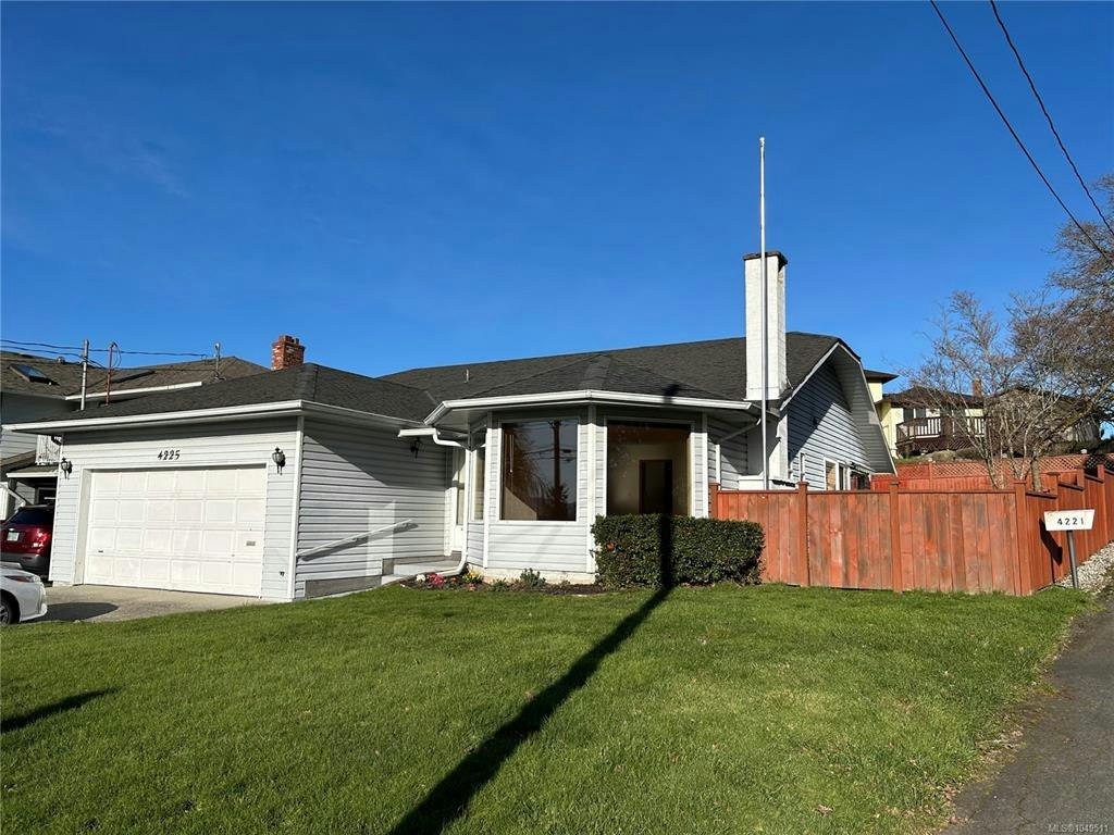 4225 Quadra Street, Saanich, BC, V8X 1L5