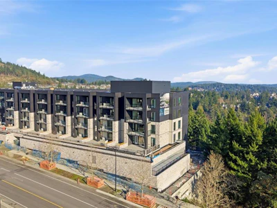 601-2337 Bear Mountain Pkwy - 2