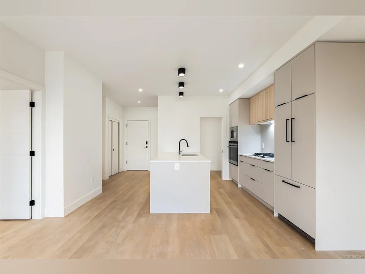 605-2337 Bear Mountain Pkwy, Langford, BC, V9B 6V1 - 6